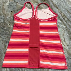Lululemon Tank Top Striped Build in Bra
